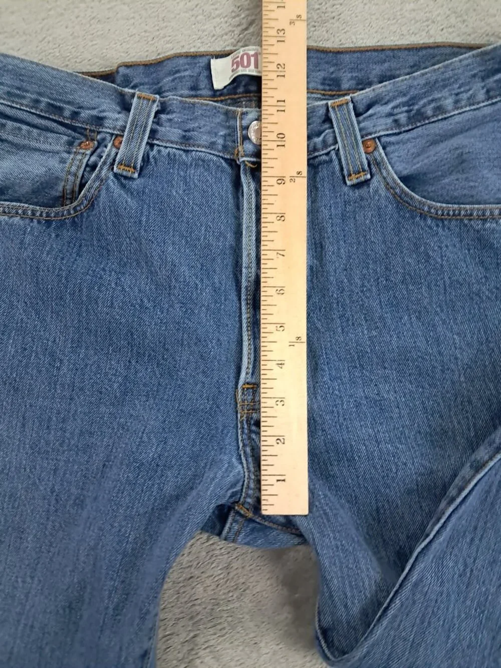 Levis 501 XX Jeans Men 33x33, Tag 34x34 Blue Denim Button Fly Relaxed Straight